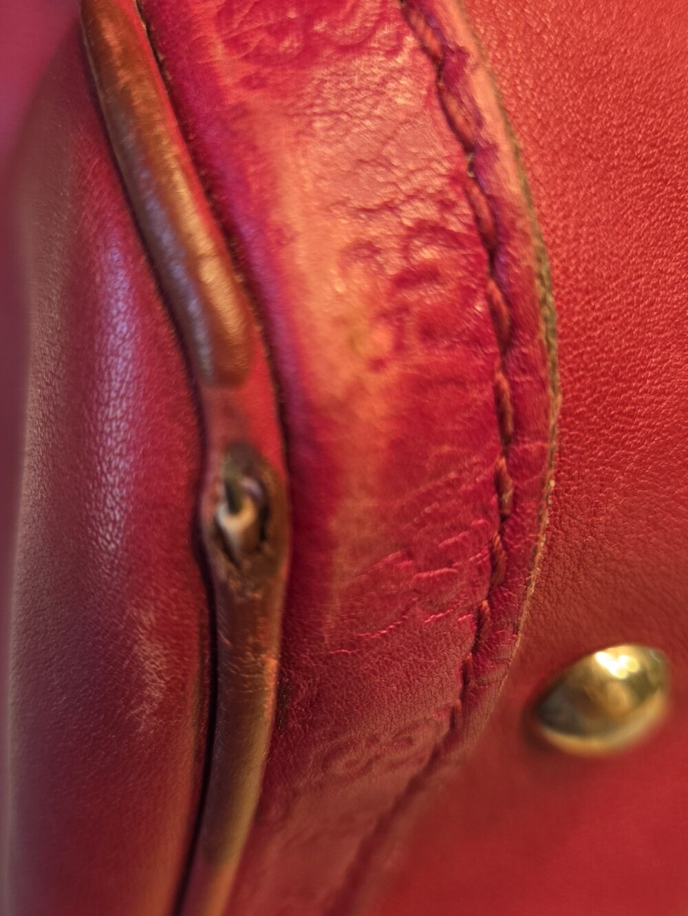 Gucci Boston Bag in Red With FLAWS - Picture 16 of 16